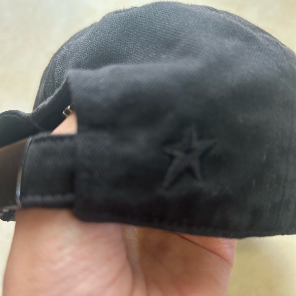 Mugler Black Cap - Picture 5 of 9